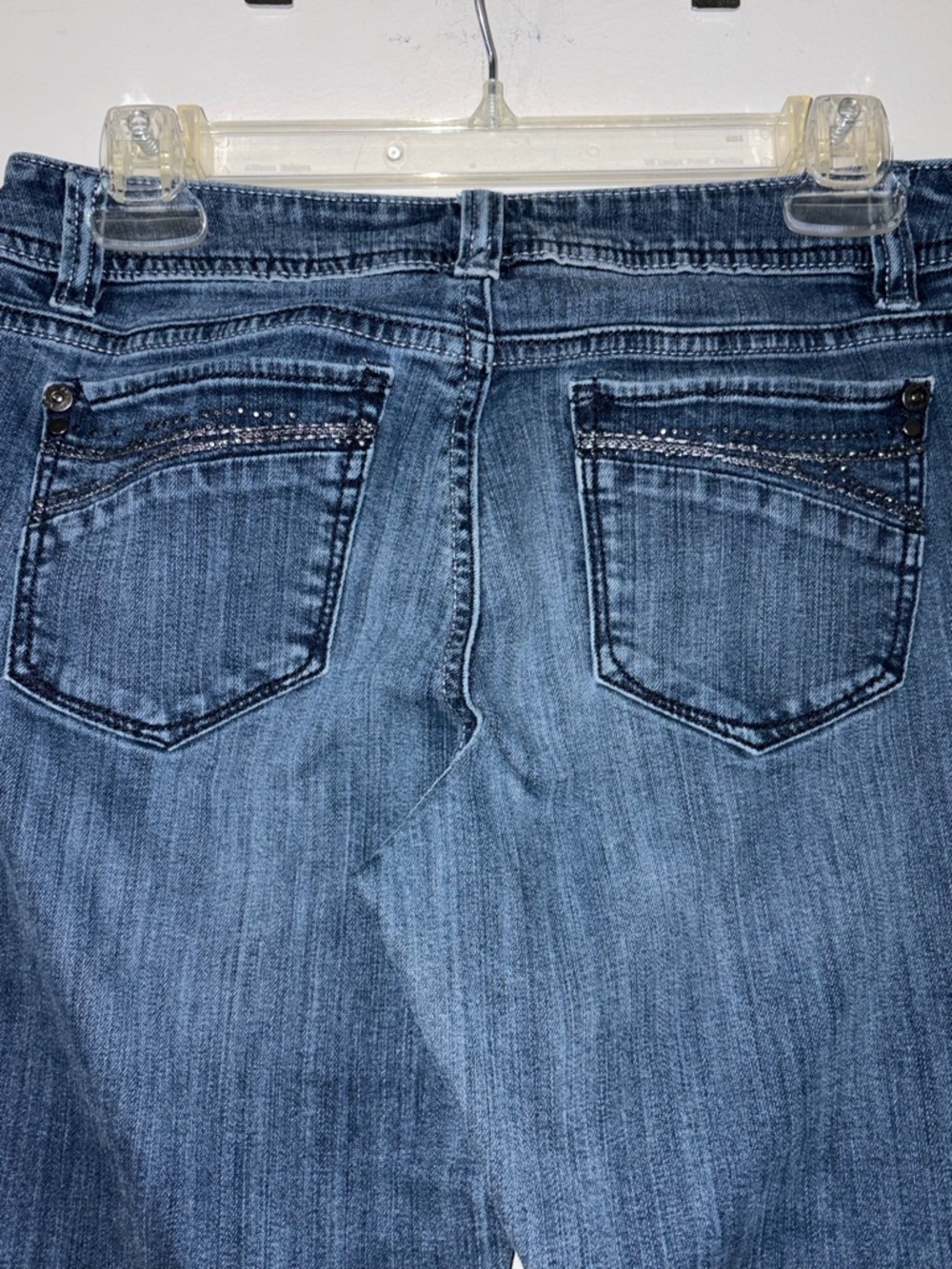 Apt. 9 Women's Dark Blue Straight Leg Jeans- Pocket Embellishments - Picture 5 of 6